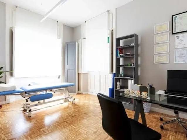 GRAZIOSISSIMO NEGOZIO APPENA RISTRUTTURATO E LOCATO - Roè Volciano